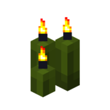 Три зелёные свечи (горящие).png